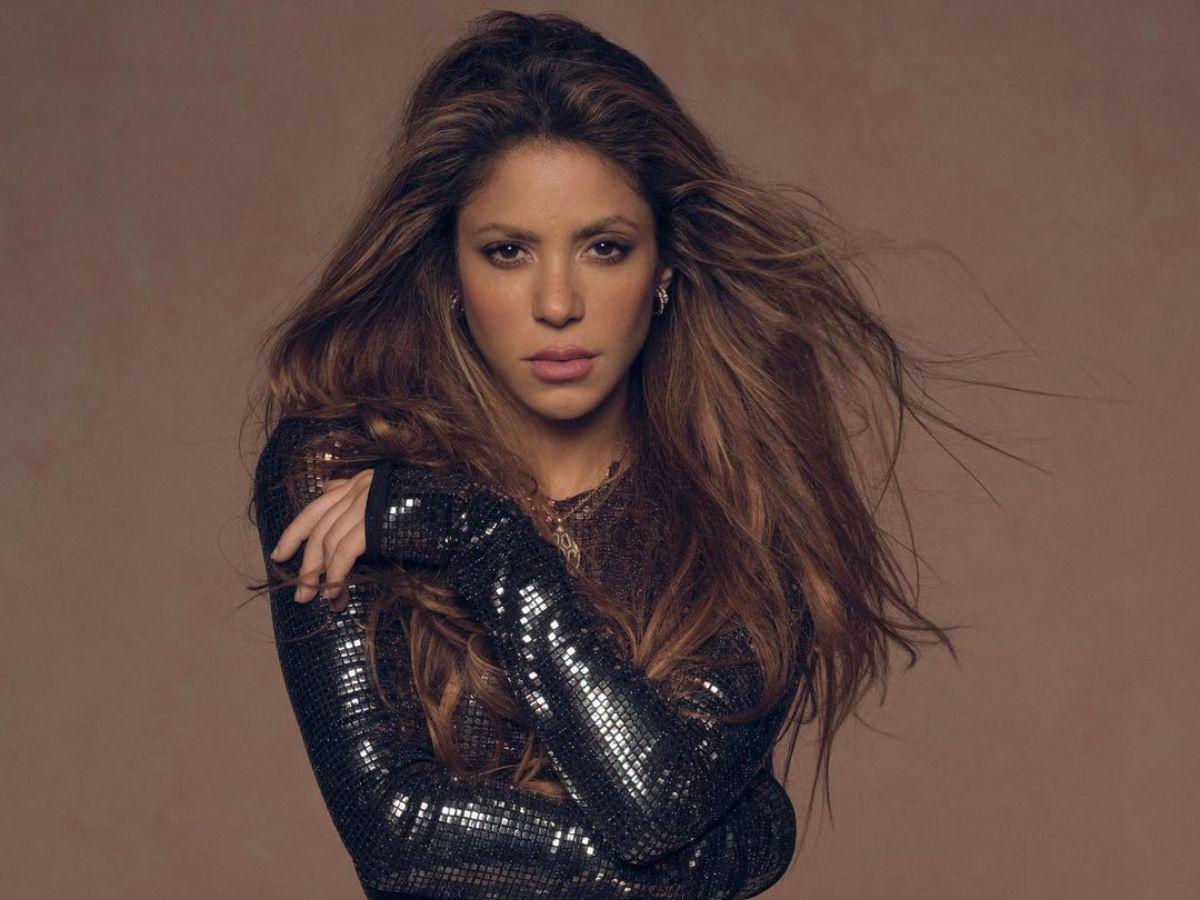 Captan a Shakira usando la sudadera de la “venganza”