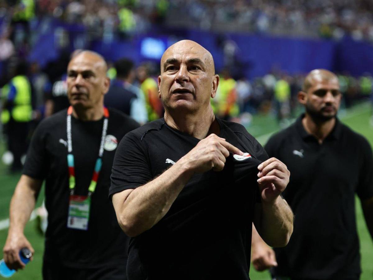 FIFA toma determinación con árbitro del polémico juego entre Argentina y Egipto