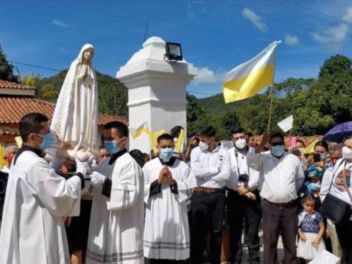 Nicaragua prohíbe populares procesiones católicas