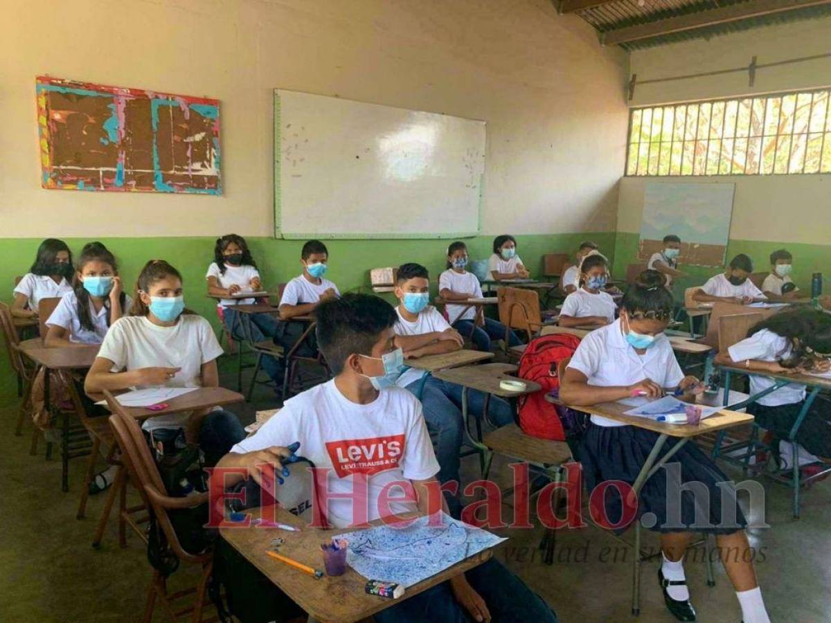 Clases semipresenciales se imparten en 980 centros educativos de Comayagua