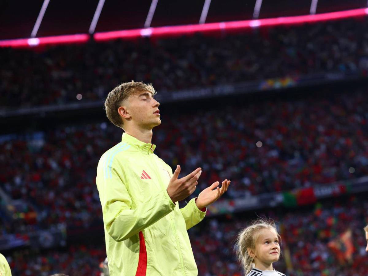 ¿Quién es Dean Huijsen, el defensa más caro fichado por el Real Madrid?