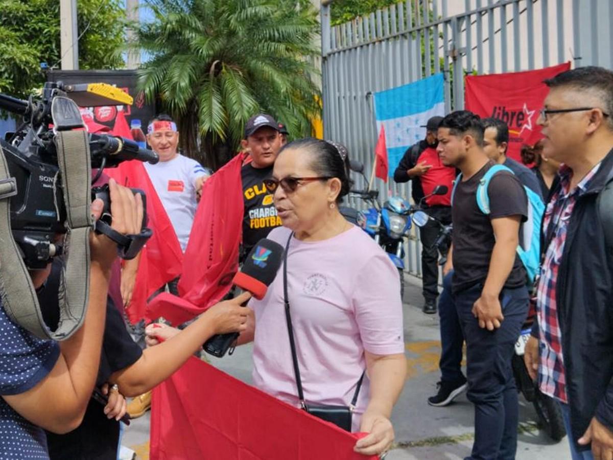 “No quiero reunirme y punto”: denuncian a viceministro de la SEDH por rechazar reunirse con empleados en protesta