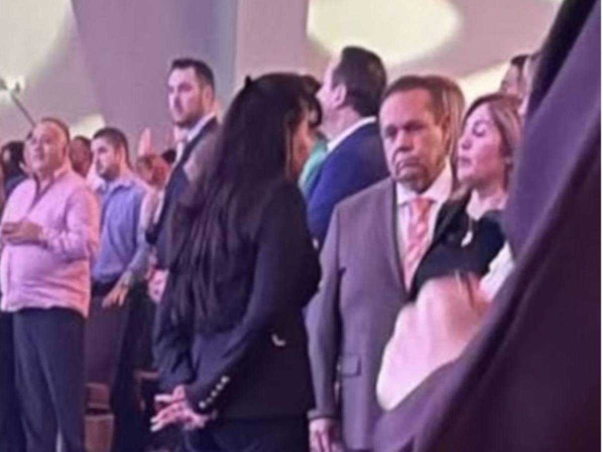 ¿Ana Maldonado regresa a la iglesia de Guillermo tras su divorcio?: Revelan fotos