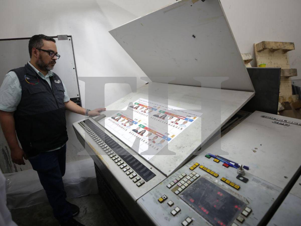 Así fue la impresión de la primera papeleta electoral para las elecciones generales de 2025