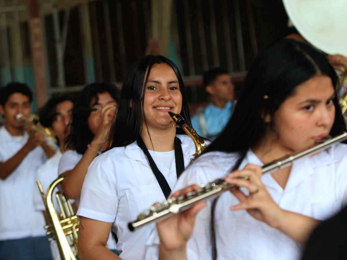 Disciplina y talento: la banda del Jesús Aguilar Paz, una de las mejores en desfiles 2025