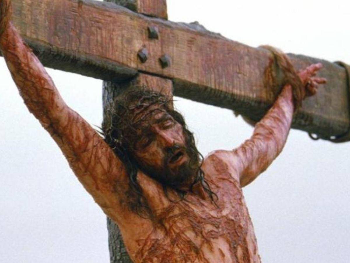 Las cirugías a las que Jim Caviezel se enfrentó por filmar  La pasión de Cristo