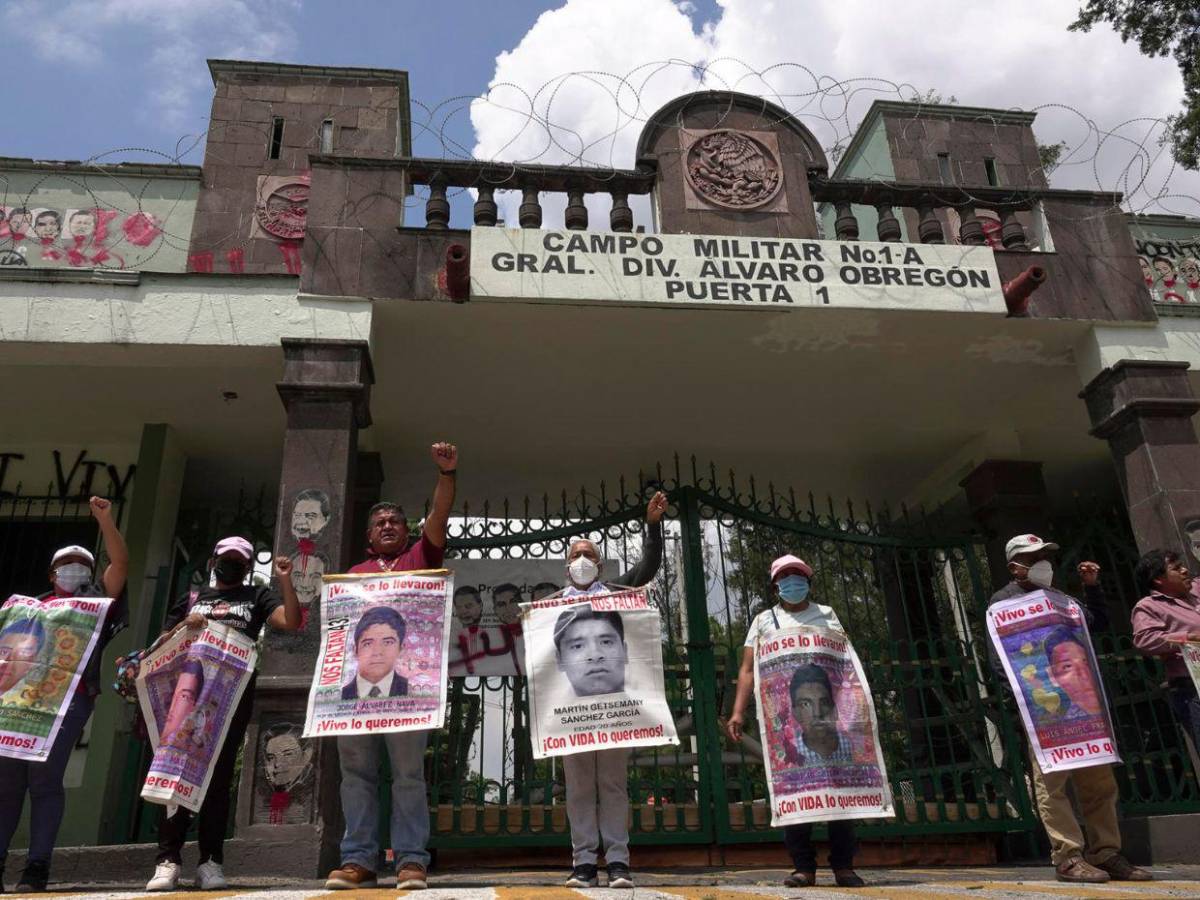 Impactantes imágenes del camión incendiado en Ciudad de México