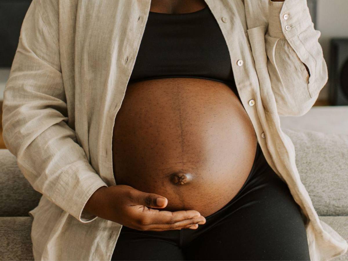 Caso de Adriana Smith: tiene muerte cerebral y no la desconectan por estar embarazada