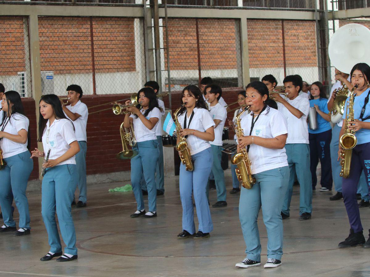 Disciplina y talento: la banda del Jesús Aguilar Paz, una de las mejores en desfiles 2025