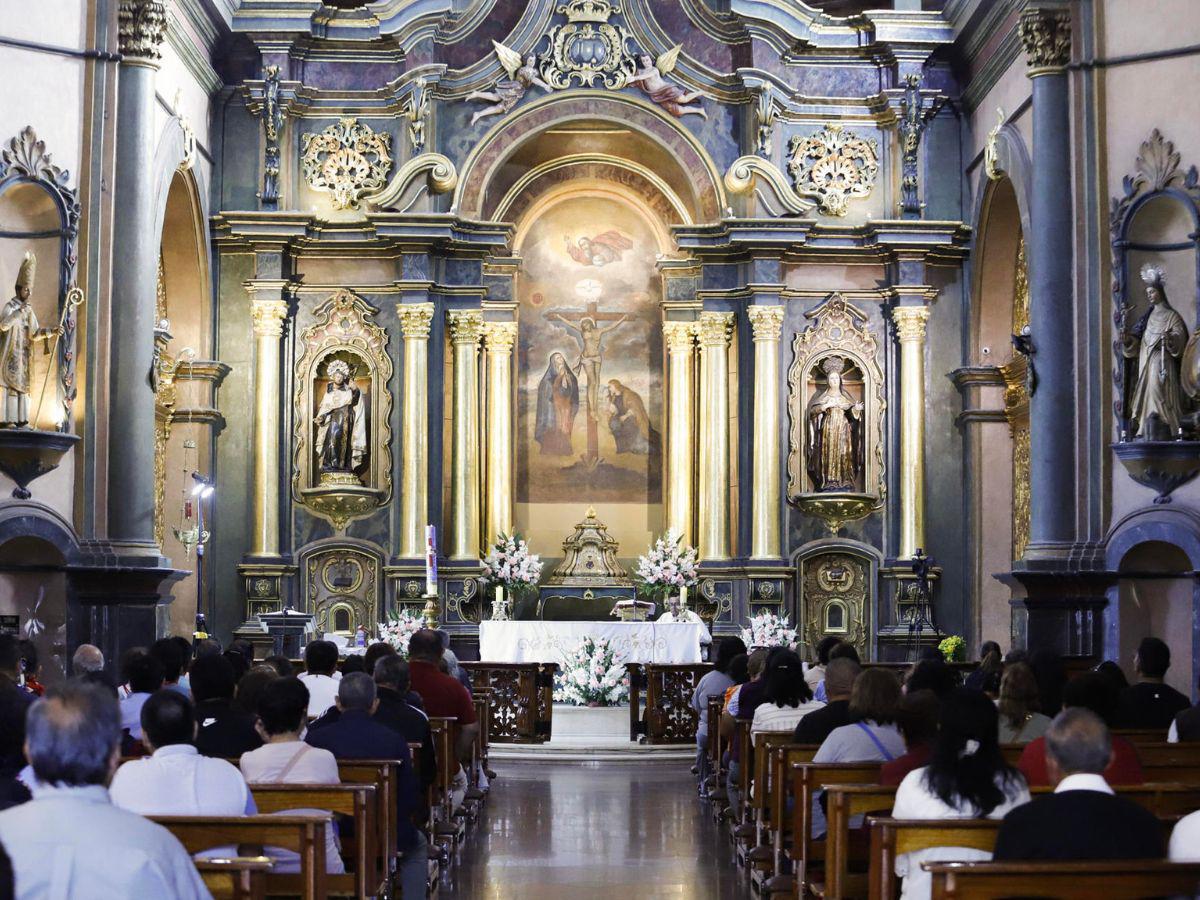 Una alegría indescriptible: Así celebra Perú la elección del nuevo Papa León XIV