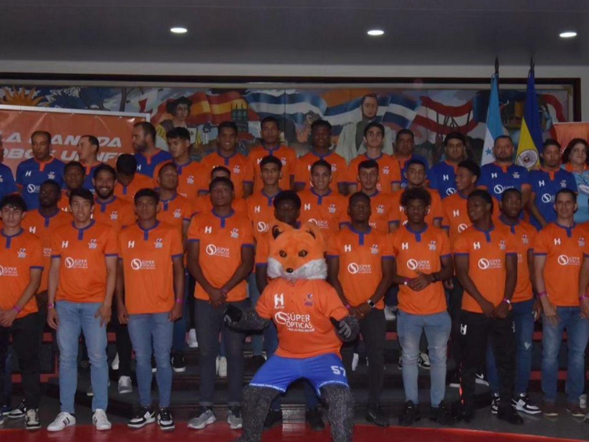 Lobos UPNFM presentó su plantel de jugadores para el Clausura 2024