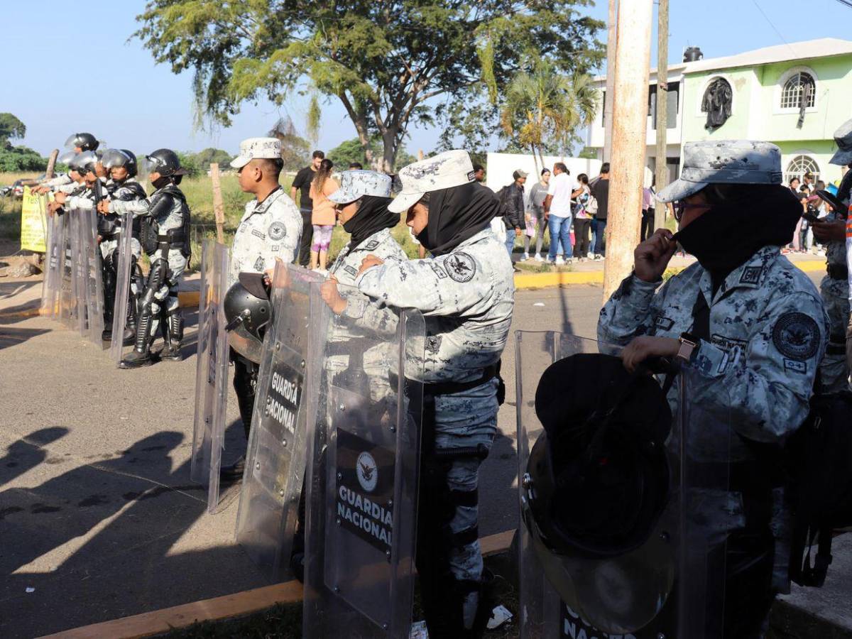 ¿Irse o quedarse? Migrantes no saben qué hacer ante medidas de Trump