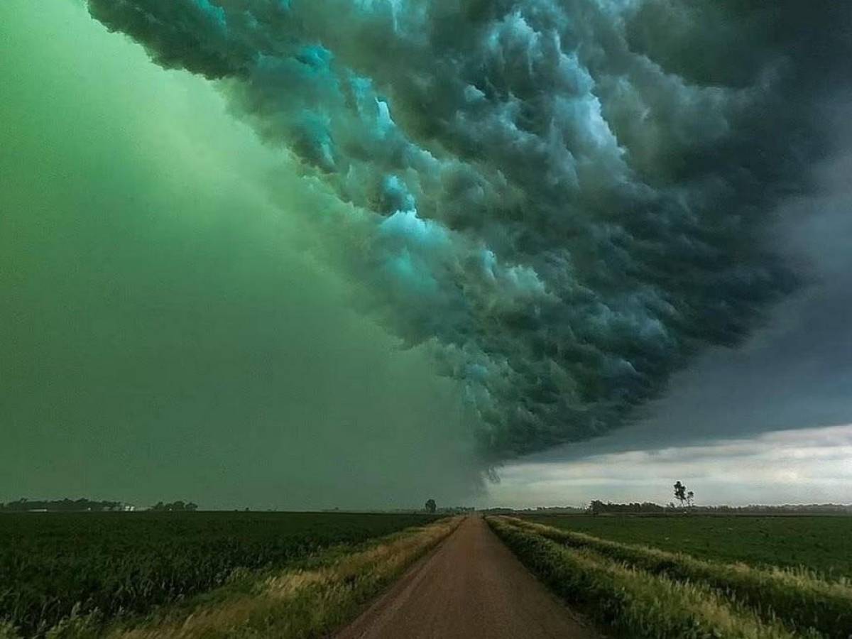Extraño fenómeno tiñe de verde el cielo en Dakota del Sur