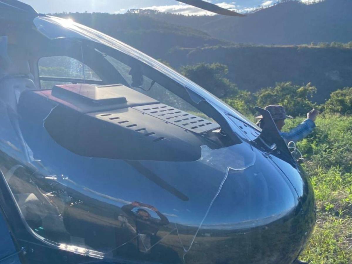 Así quedó el helicóptero que tuvo aterrizaje accidentado en la Cerro Grande