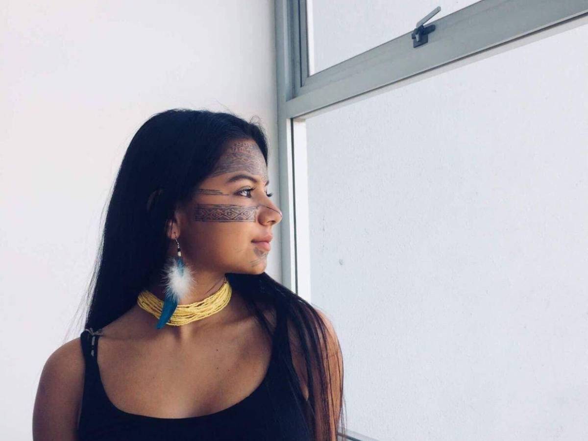 ¿Quién es Helena Gualinga, la activista ecuatoriana que conquistó a Shawn Mendes?