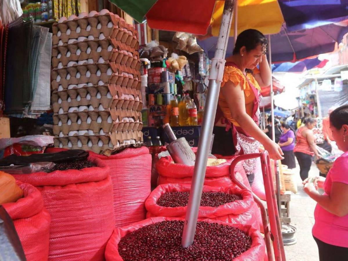 Conozca el comportamiento de los precios de la canasta básica de febrero a marzo