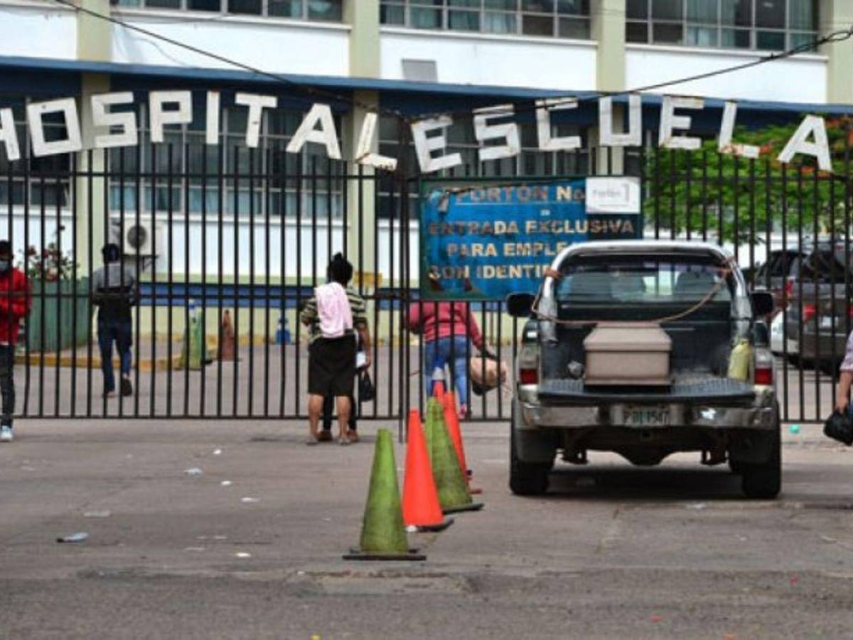 Le extirparon un quiste de ovario que pesaba 20 libras: el caso de una mujer de 64 años en el HE