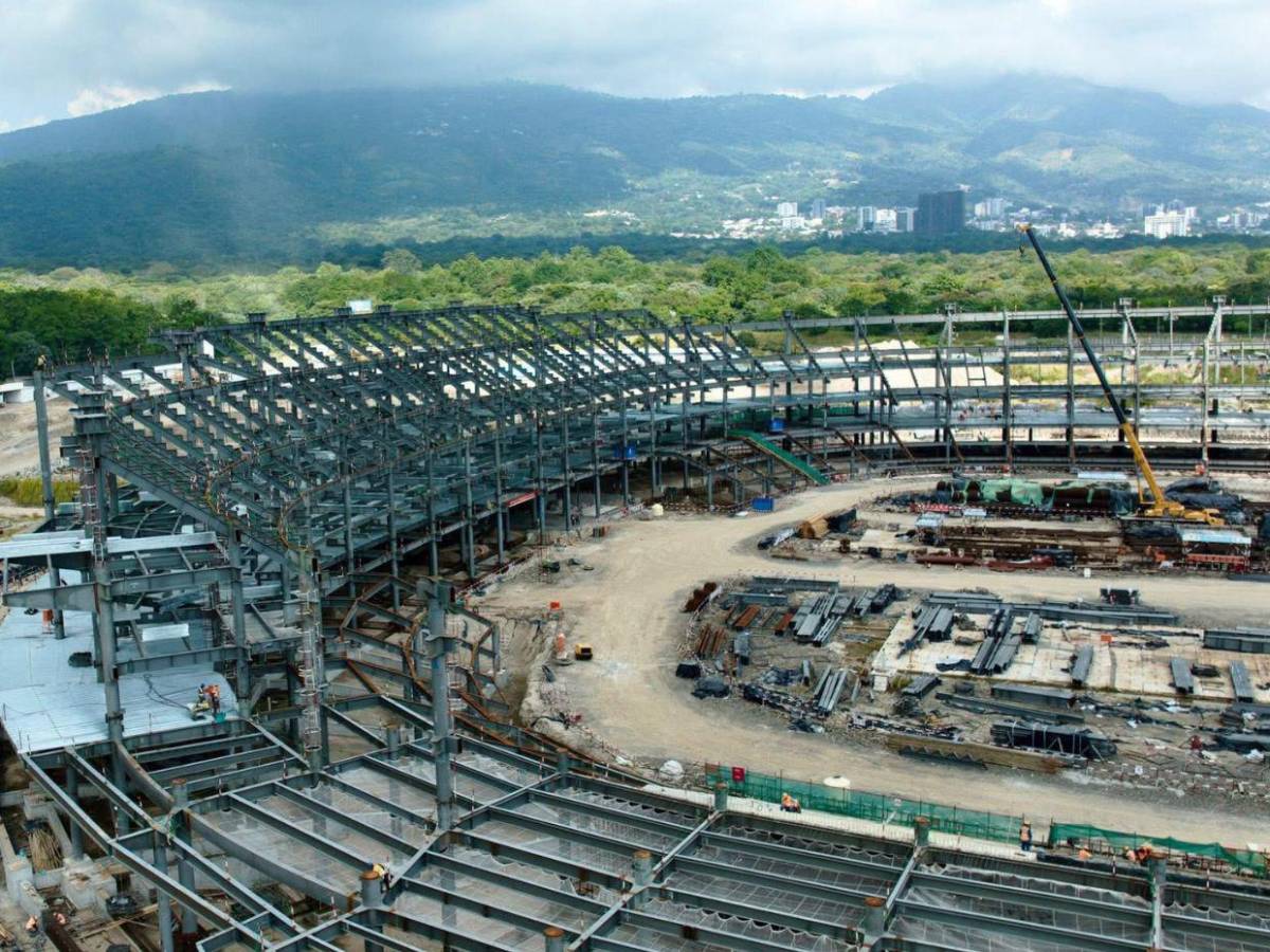 Así va la construcción del estadio más lujoso de Centroamérica en El Salvador
