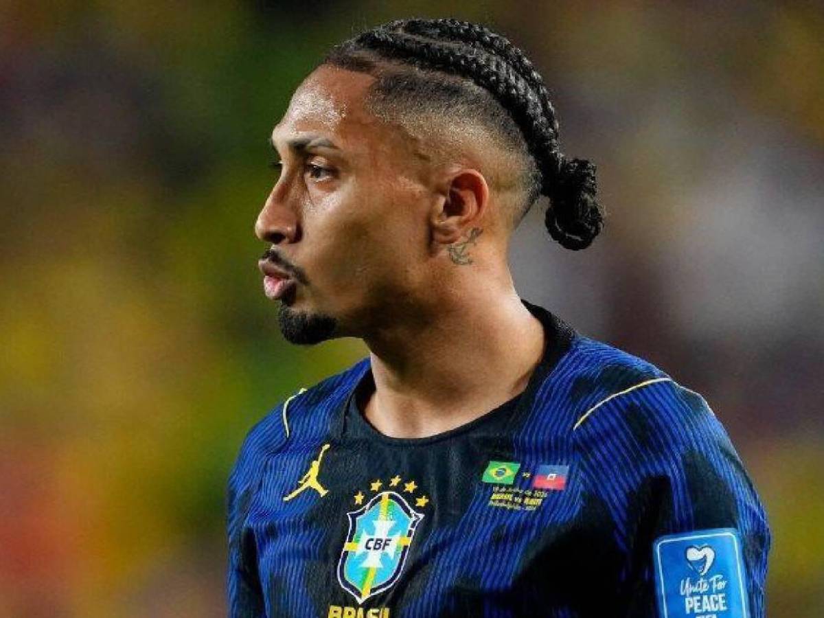 Raphinha sufre millonario robo: Así quedó en vergüenza el delantero de Brasil en pleno Mundial 2026
