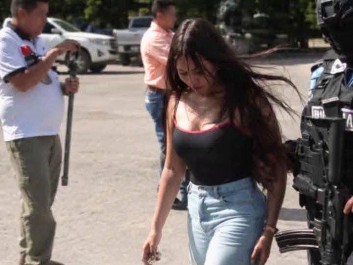 Dictan formal procesamiento a Anyi Mejía tras hallarle 154 paquetes de droga en Choluteca