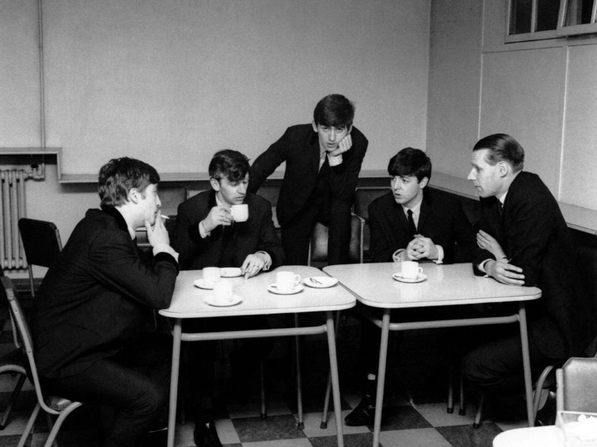 Paul, Harris, Josep y Barry, ellos son los nuevos Beatles Paul, Harris, Josep y Barry, ellos son los nuevos Beatles