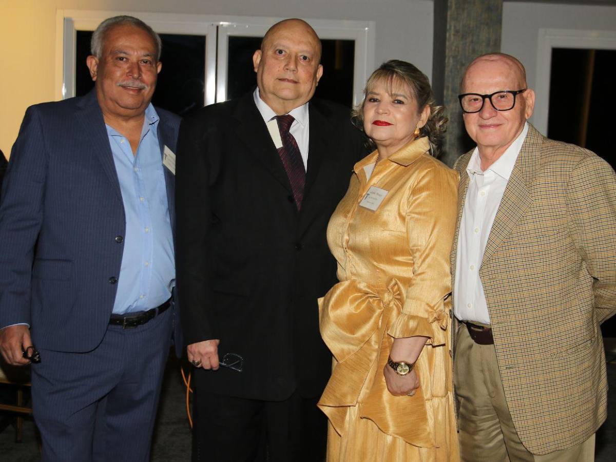 Generación 1983: Médicos internos celebra su 42º aniversario en Tegucigalpa Generación 1983: Médicos internos celebra su 42º aniversario en Tegucigalpa