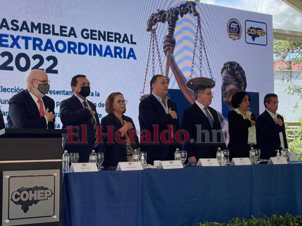 Olban Valladares y Heliu Castillo, representantes del Cohep ante la Junta Nominadora