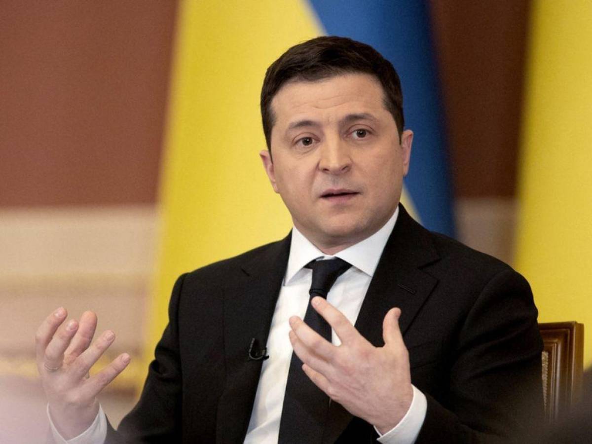 Presidente ucraniano lamenta que dejaron a su país ‘solo’ frente a Rusia