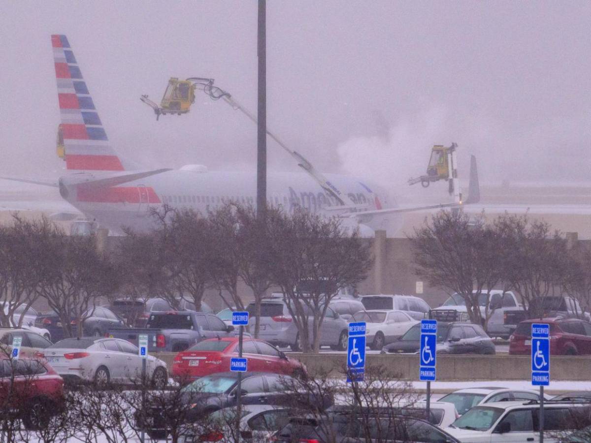 Texas sufre las inclemencias de la tormenta invernal que azota Estados Unidos