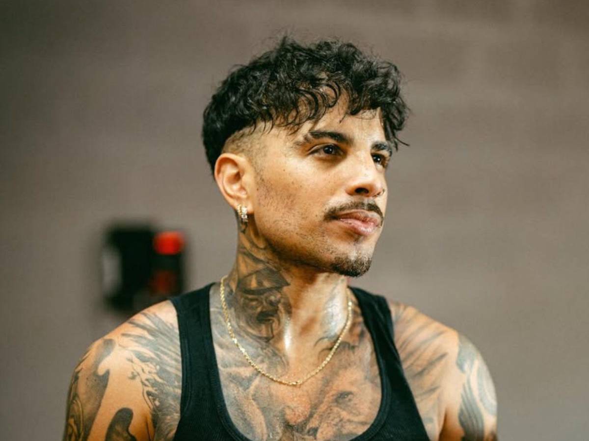 Rauw Alejandro revive la bomba y la salsa en su nuevo disco Cosa nuestra: Capítulo 0