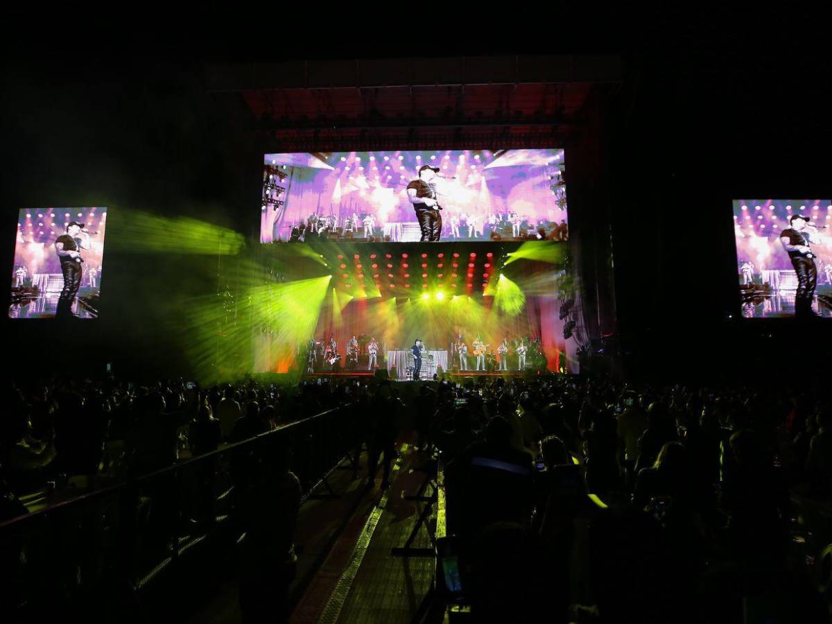 El concierto de Christian Nodal en Tegucigalpa, en imágenes