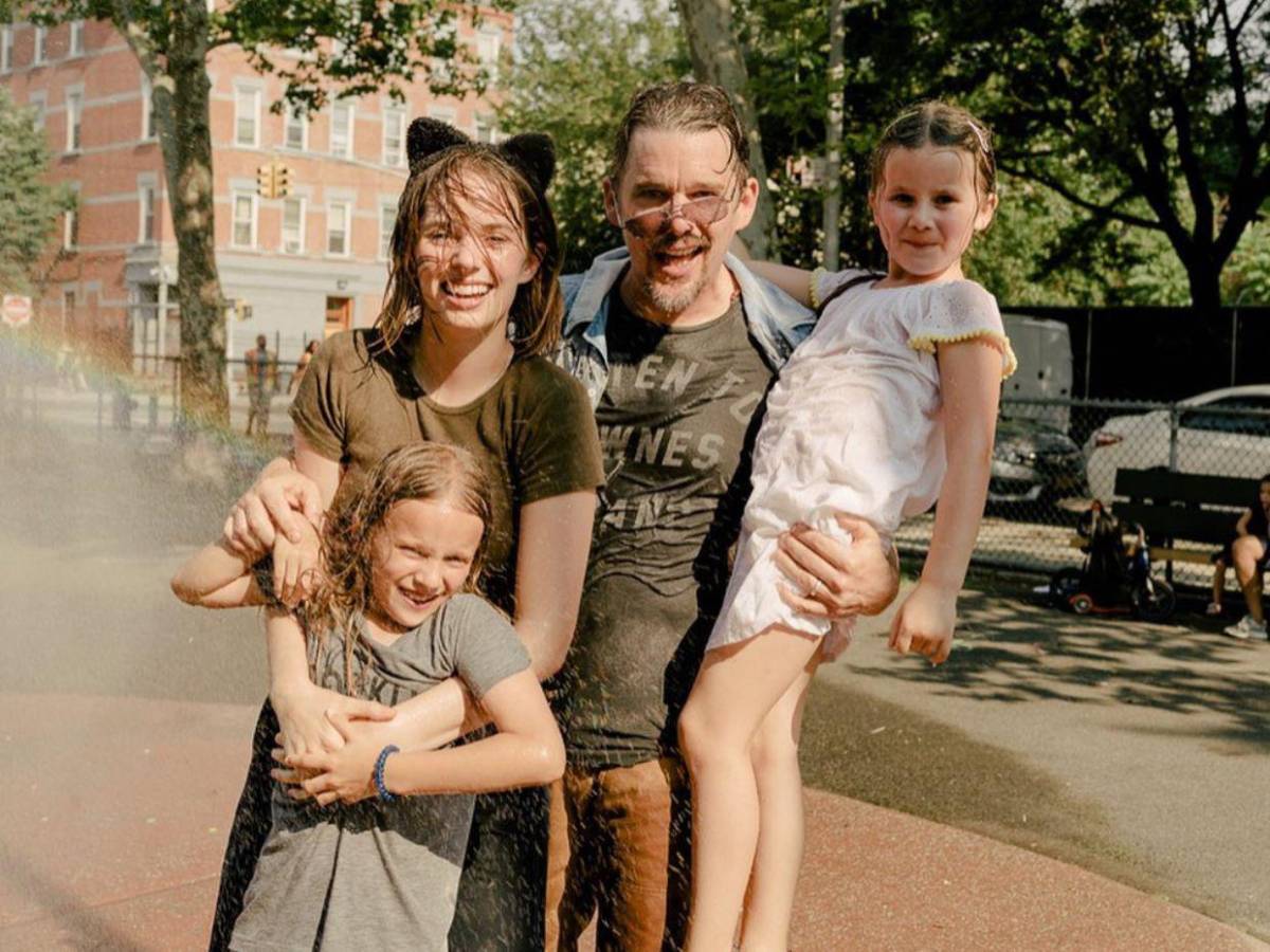 Ethan Hawke rompe el silencio sobre la infancia complicada de Maya: Hay cosas que lamento