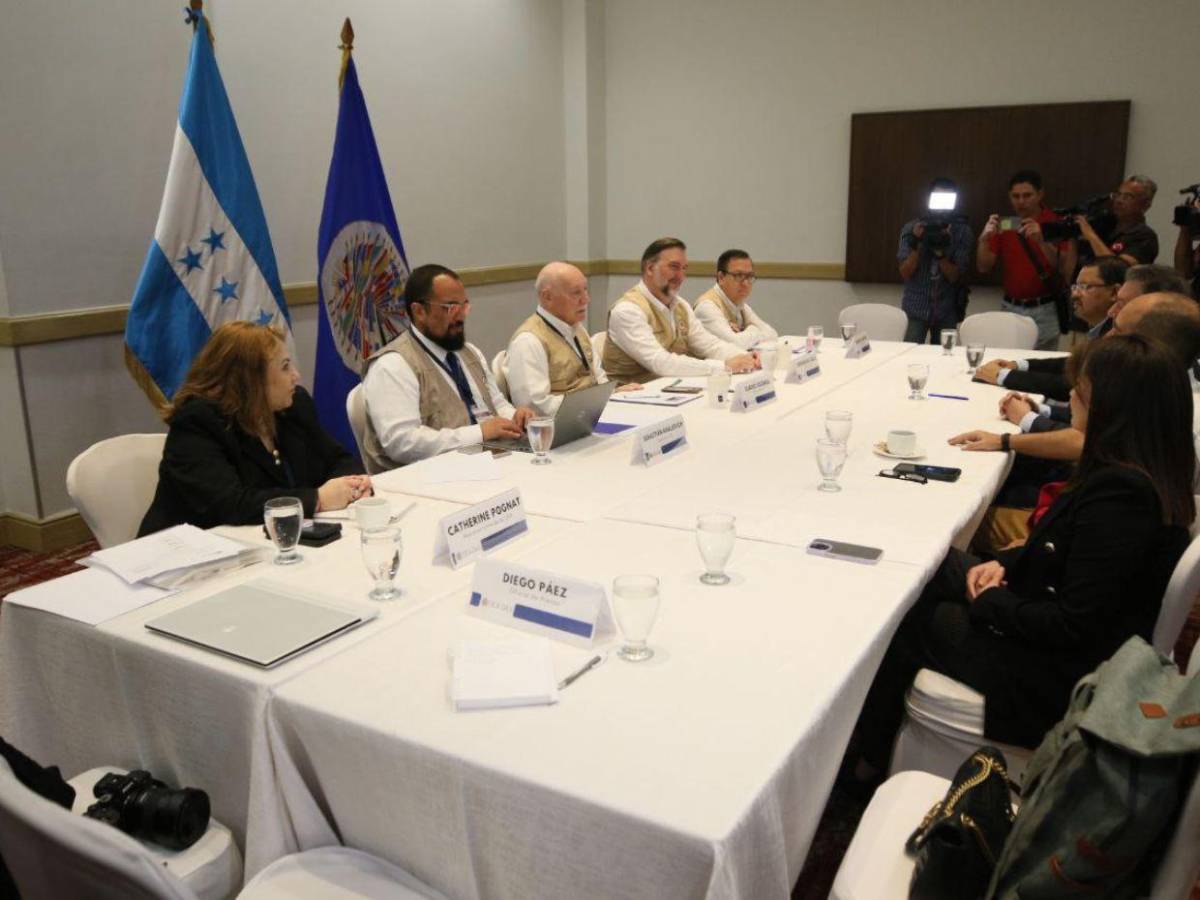 Misión de la OEA arriba a Honduras en medio de crisis electoral