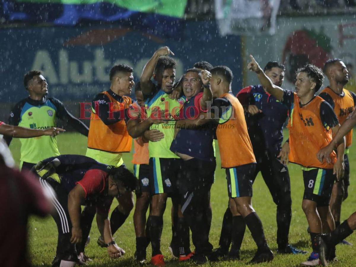 Olancho FC se convierte en el nuevo inquilino de la Primera División tras épica remontada ante Lone