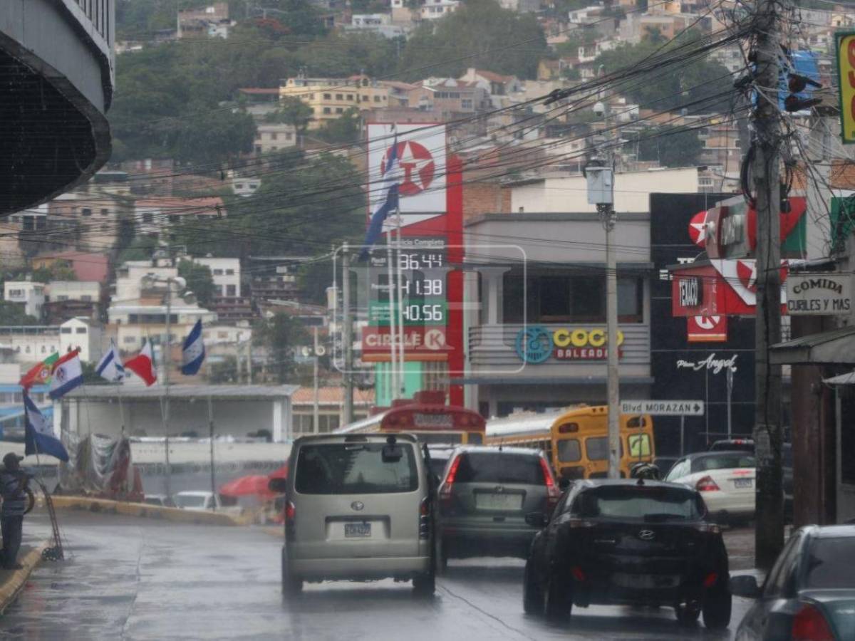 Hasta 80 milímetros de lluvia este domingo: estos departamentos serán afectados por la vaguada