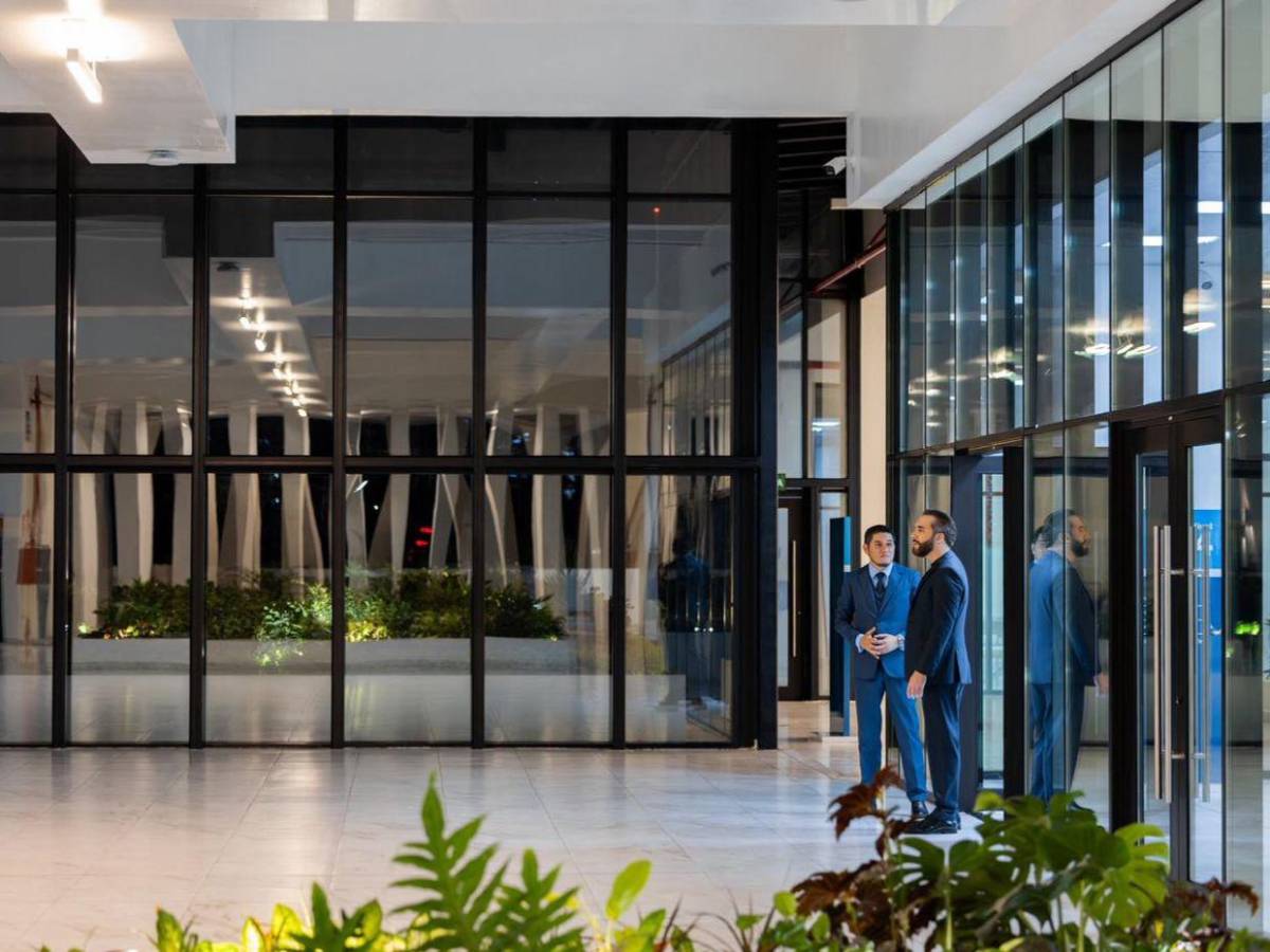 Así es el nuevo y moderno hospital que Nayib Bukele inauguró en El Salvador