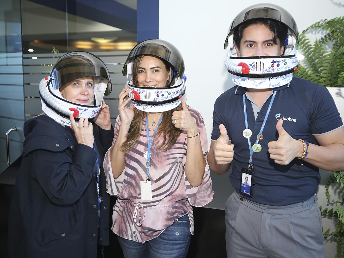 <i>Colaboradores de Grupo Financiero Ficohsa en el impactante lanzamiento de campaña.</i>