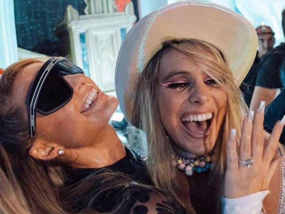 Paris Hilton será la dama de honor de la boda de la pareja famosa.