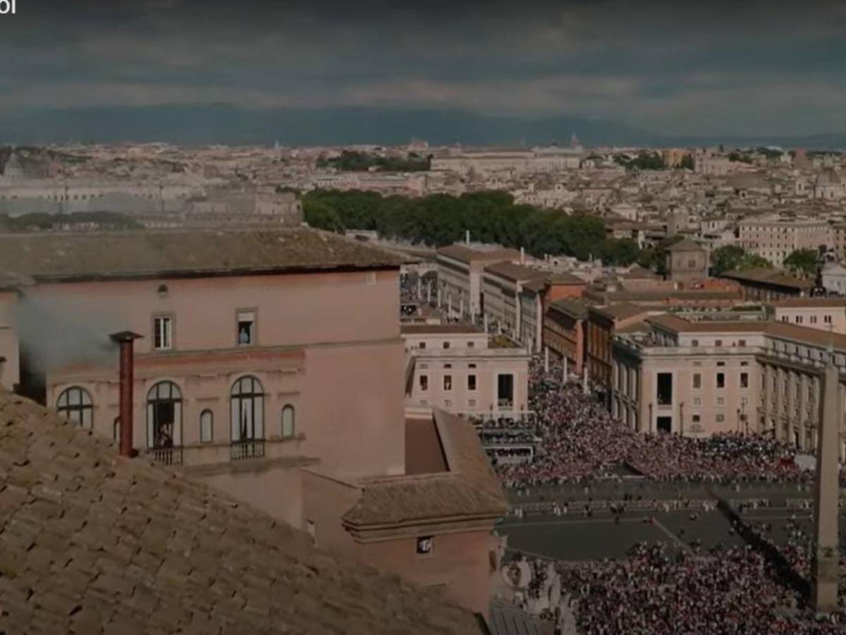 ¡Habemus Papam! Así se celebró en la plaza de San Pedro el anuncio del nuevo papa