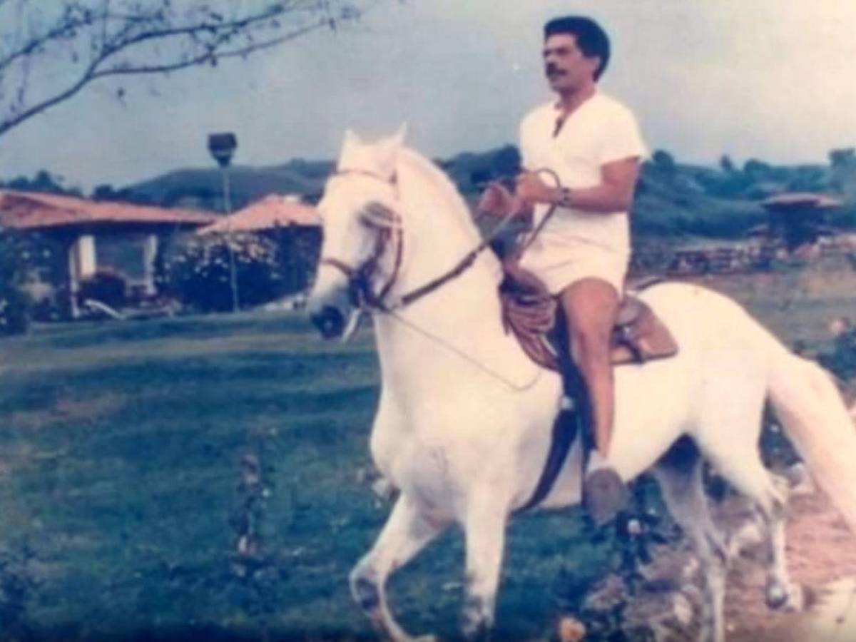 No puede moverse y perdió la visión: ¿Qué enfermedades padece Juan Ramón Matta Ballesteros?