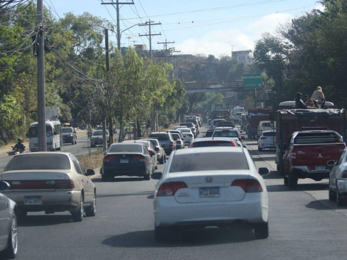 ¡Colapsada! Así permanece la capital por desbordado caos vehicular ¡Colapsada! Así permanece la capital por desbordado caos vehicular