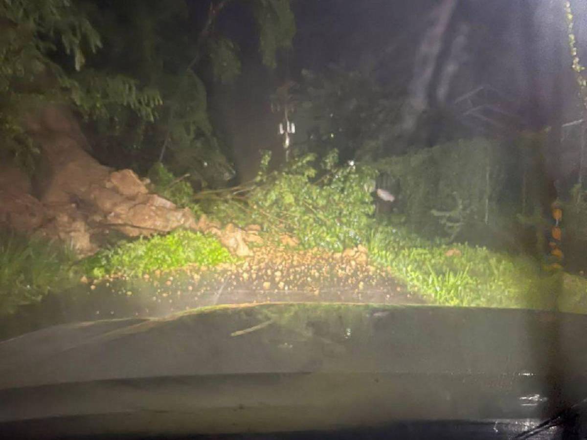 Inundaciones azotan zonas de Tela, La Ceiba y Roatán tras intensas lluvias