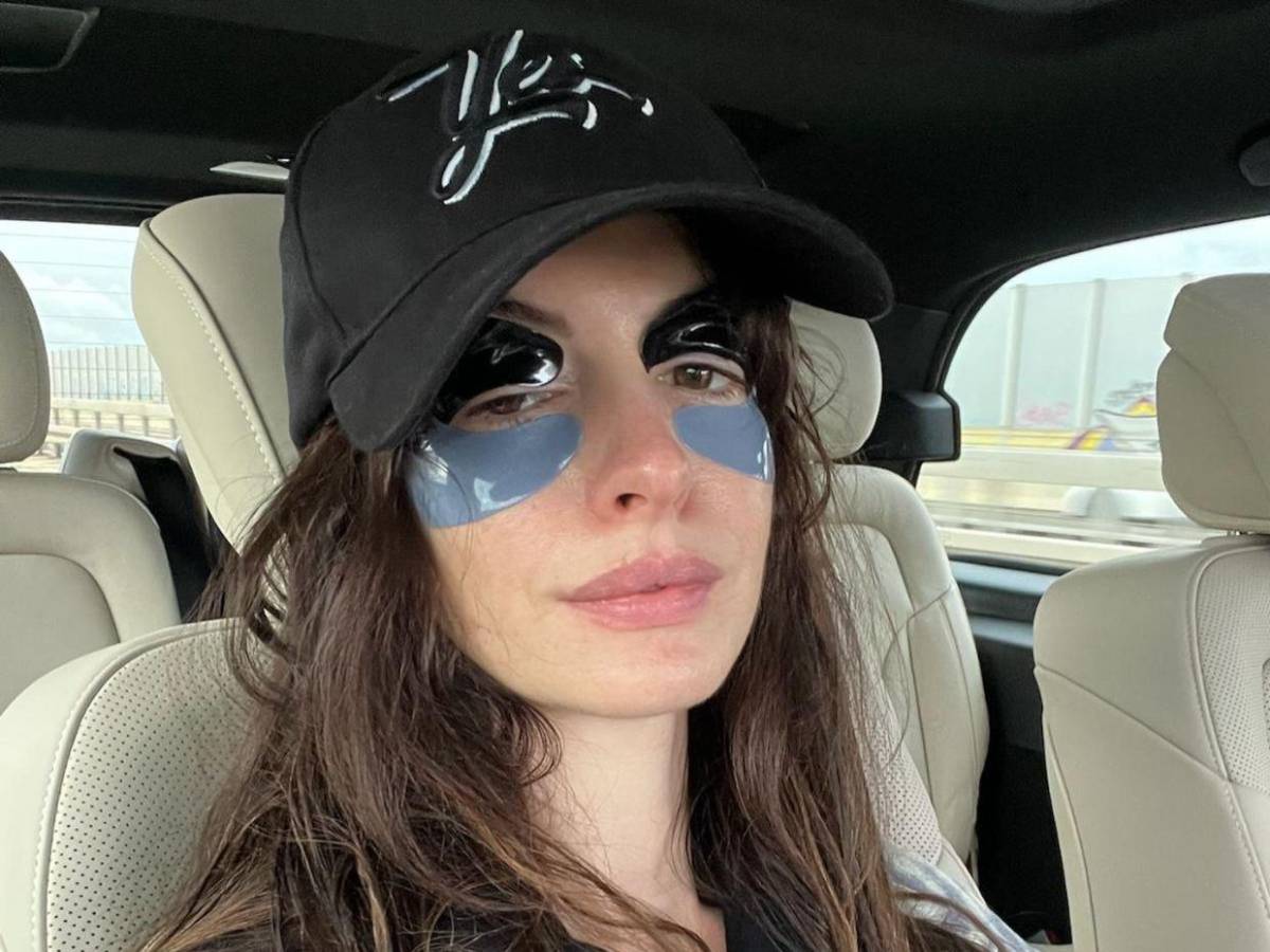 Anne Hathaway: Los 7 hábitos que le permiten lucir una piel impecable a los 42 años