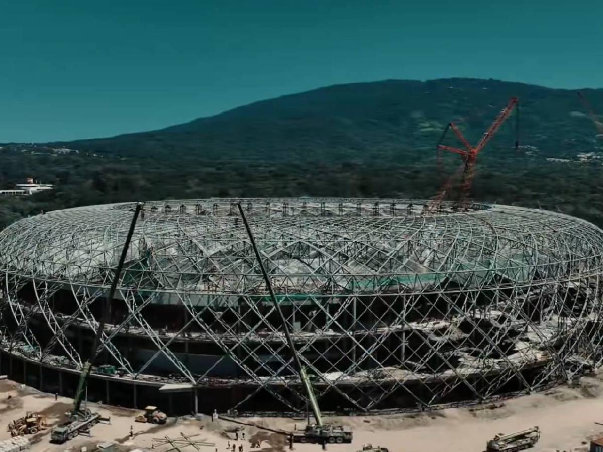 El Salvador hace historia: Así avanza la construcción del estadio más grande de Centroamérica