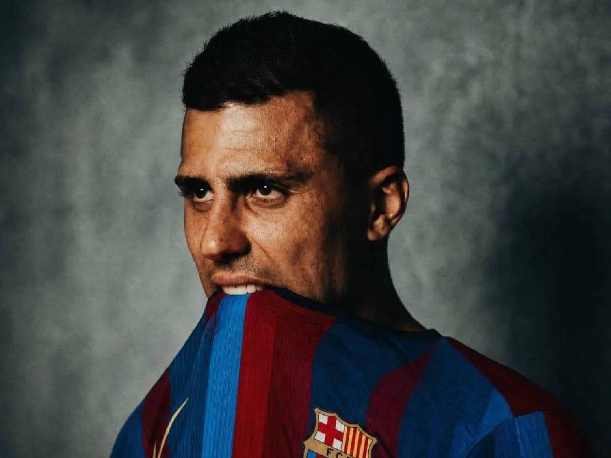Fichajes: Estrella del Barcelona regresa, giro inesperado de hondureño y 200 millones a Real Madrid