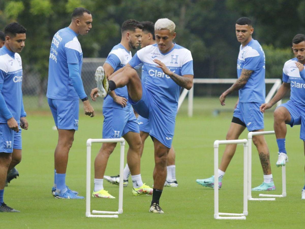 El 11 titular con el que Honduras jugaría este viernes ante Bermudas El 11 titular con el que Honduras jugaría este viernes ante Bermudas