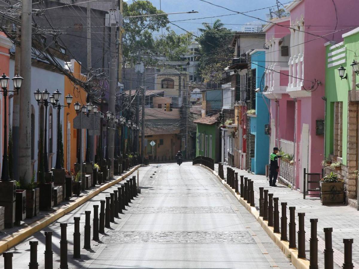 Calles despejadas luce la capital de Honduras este Jueves Santo Calles despejadas luce la capital de Honduras este Jueves Santo