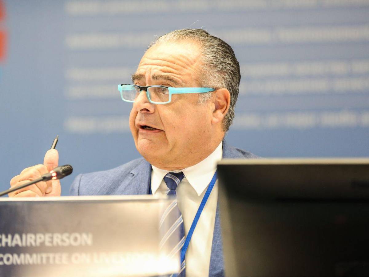 ¿Quién es Carlos Bernardo Cherniak, embajador que cuestionó a Marlon Ochoa en la OEA?