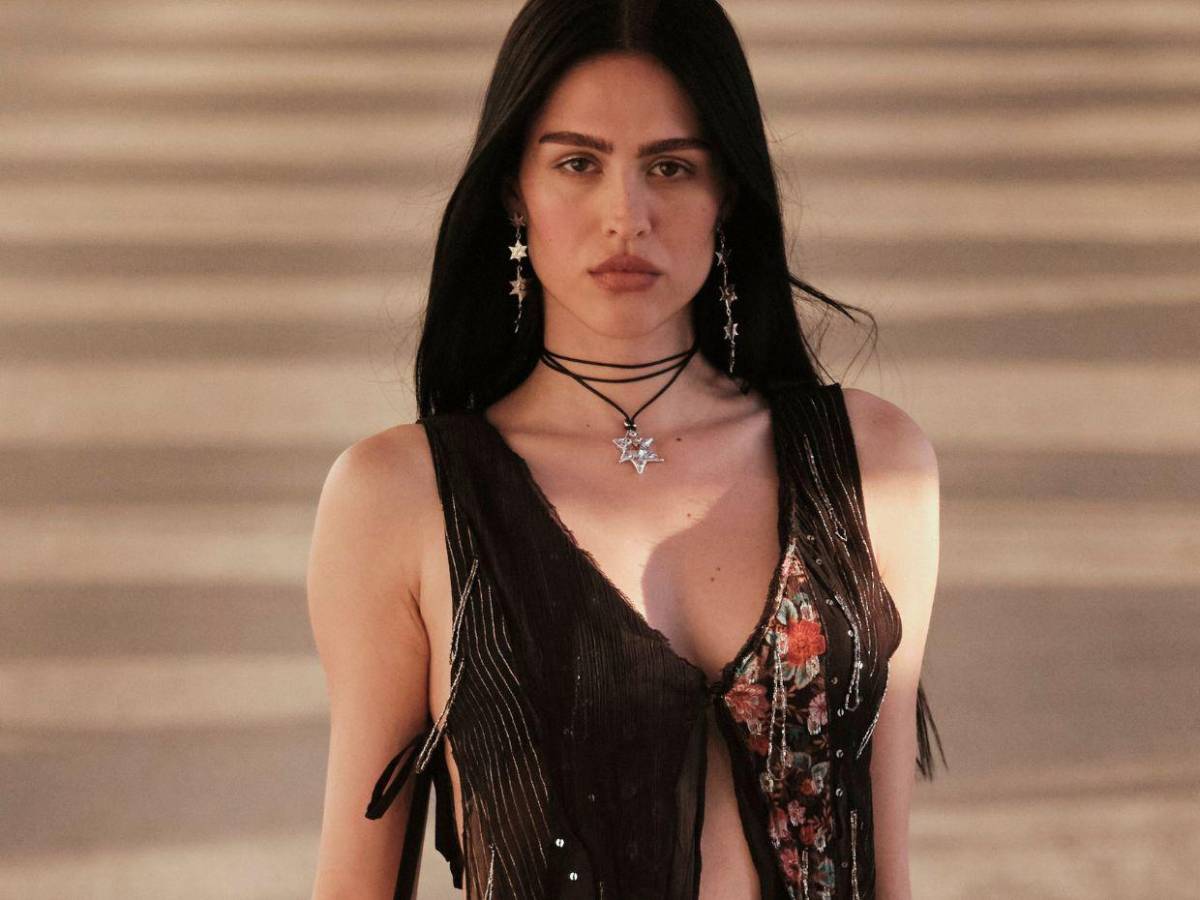 De la anorexia a la alta costura: El impactante ascenso de Amelia Gray Hamlin