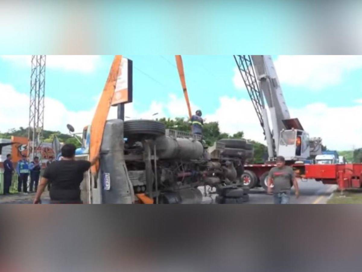 ¿Cómo ocurrió el accidente que dejó una mujer muerta en el bulevar del Este en SPS?